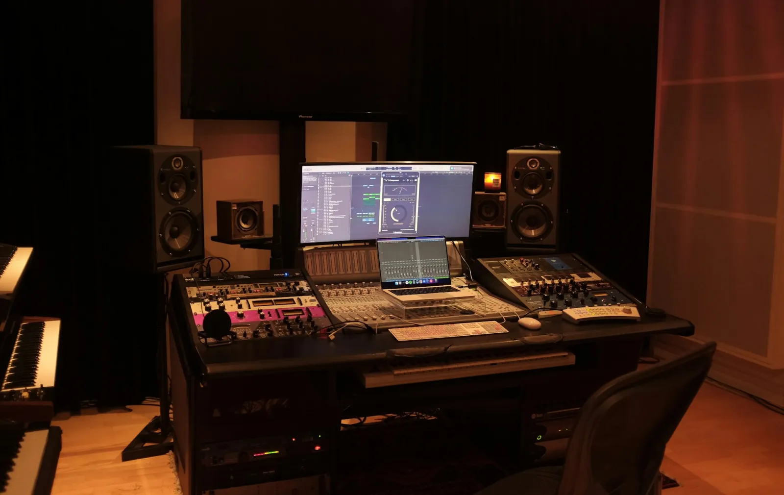 What Makes a Perfect Recording Studio Website